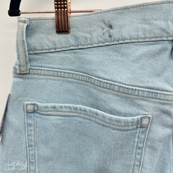 Old Navy NWT Women's Distressed Light Wash High-Rise Straight-Leg Jeans Size 12 - Picture 4 of 10